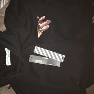 Lightly worn Off-white “seeing things” NO TRADE